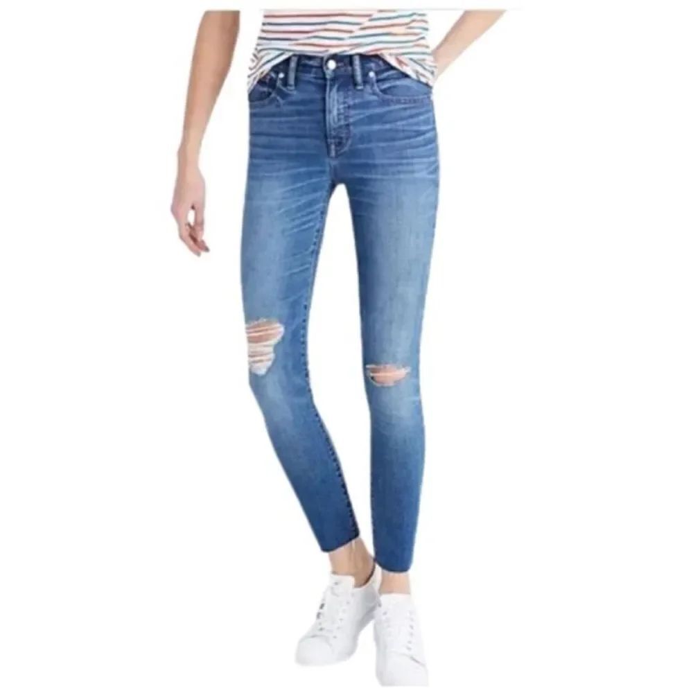 Madewell 9” High Riser Skinny Skinny Crop Distressed Ripped Denim Raw Hem Jeans